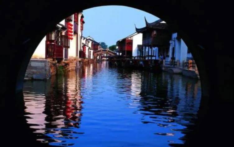 The first Suzhou Ancient Street Scenery