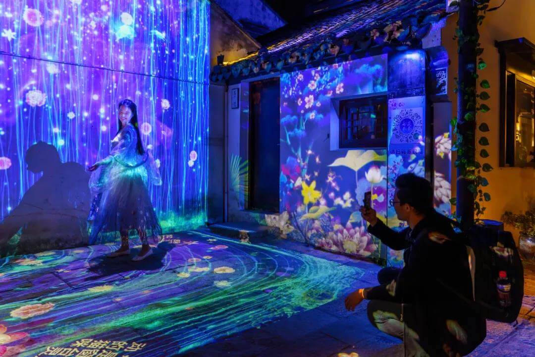 Xianjiang Bay Light Show